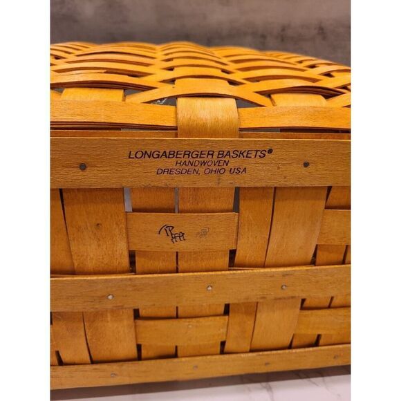LONGABERGER 2002 Newspaper Basket, Plastic Liner Protector, Leather Handles EUC - Picture 11 of 15